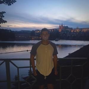 Meet your Posher, Jonathan